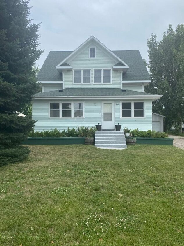 Primary Photo - Charming 4-Bedroom Home in Stanton – Your ...