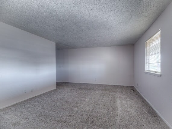 Foto del edificio - 1129 S 124th E Ave