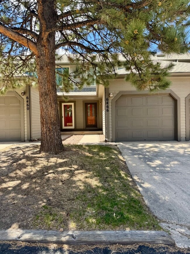 Photo - Cozy Townhome on North side with 1 car garage