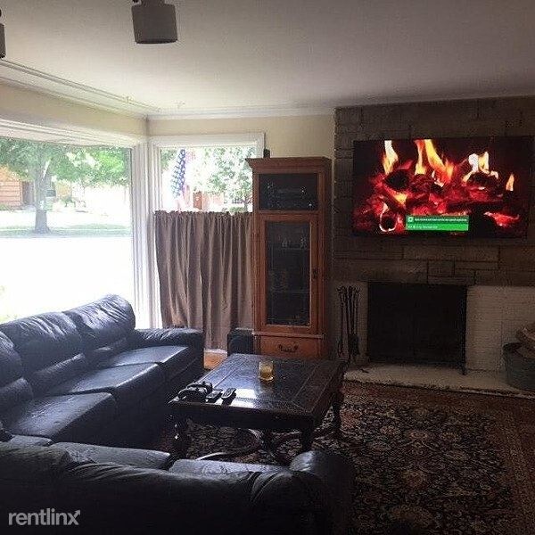 Foto del edificio - 3 br, 2 bath House - 341 South Poplar Avenue
