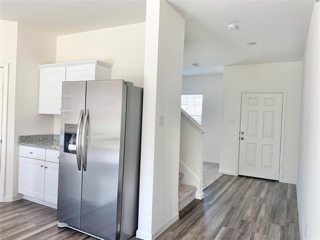 Foto del edificio - 709 Cedar Elm Dr