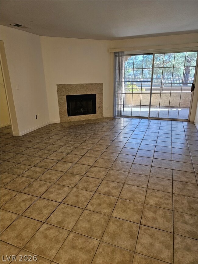 Building Photo - 2200 S Fort Apache Rd