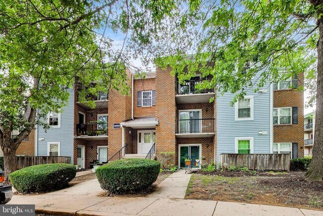 Foto del edificio - 18310 Streamside Dr