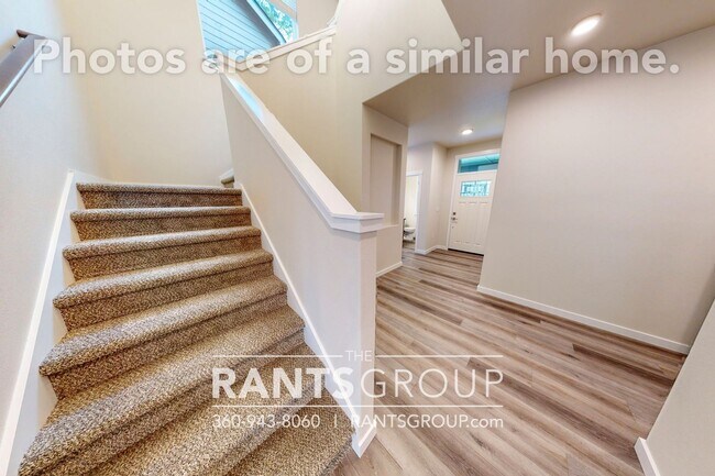 Building Photo - 4 br, 2.5 bath House - 9040 Wyatt Loop SE