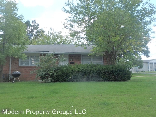 Building Photo - 2414 Quail Dr