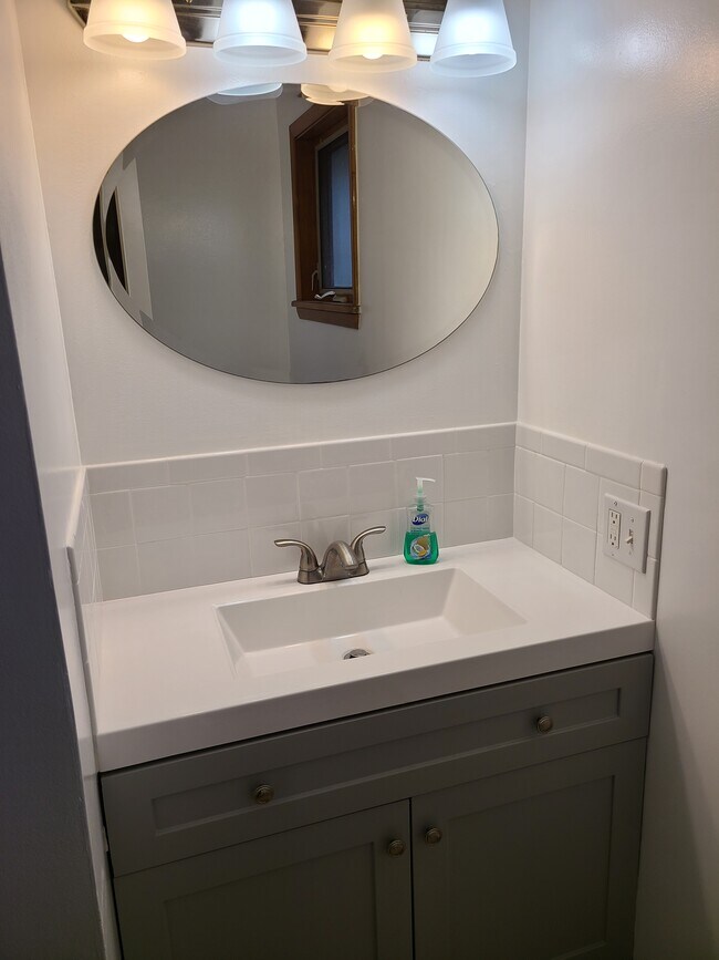 Bathroom - 55 Pinehurst Ave