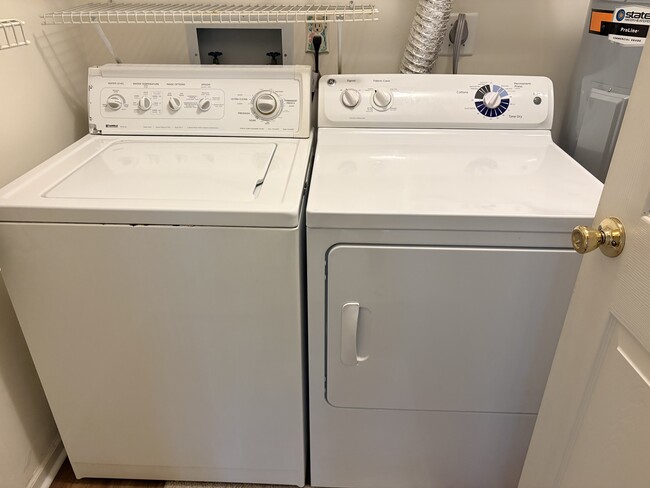 Building Photo - 6561 Brigham Sq