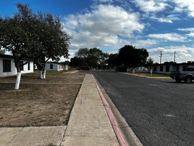 Foto del edificio - 220 S 25th Ave