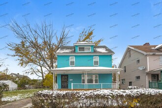 Building Photo - 13713 Edgewood Ave