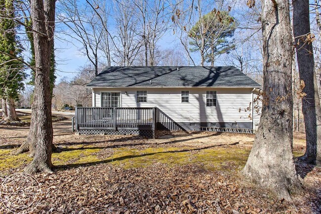 Building Photo - Cozy Youngsville Single Level Home