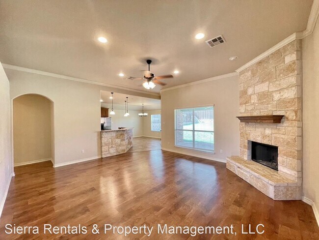 Foto del edificio - 4 br, 2 bath House - 2511 Traditions Dr.