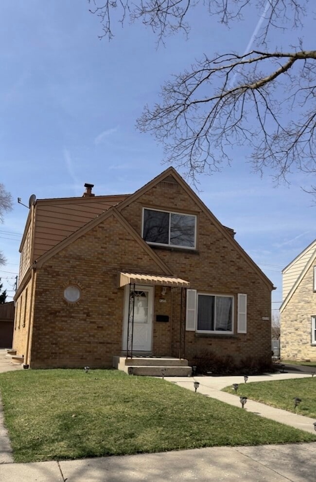 Building Photo - 4383 S 5th Pl
