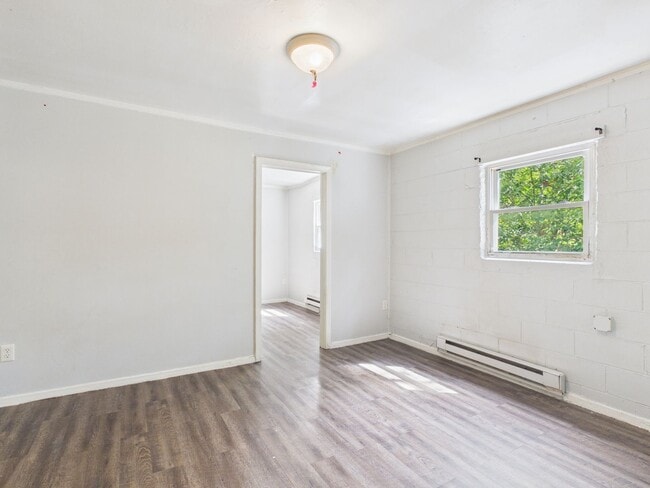 Building Photo - 923 N 20th St