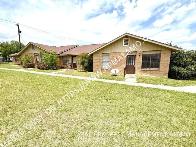 Building Photo - 4545 Hoeneke Dr