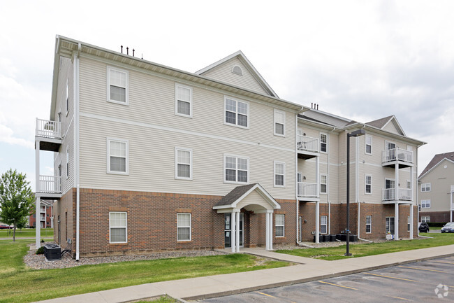 Building Photo - Fountain View Apartments