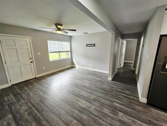 Building Photo - 4803 Roush Ave