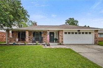 Building Photo - 105 N Kings Ct