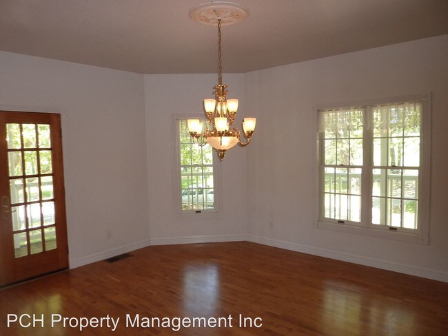 Foto del edificio - 8820 Tudsbury Rd