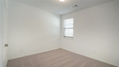Building Photo - 25810 Northpark Pine Dr