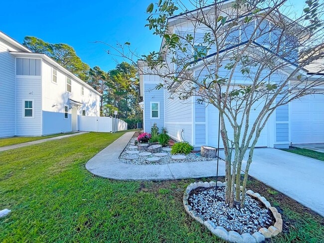 Building Photo - 42 Ridge Lake Rd