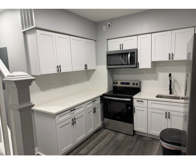 Foto del edificio - 3718 E Lombard St