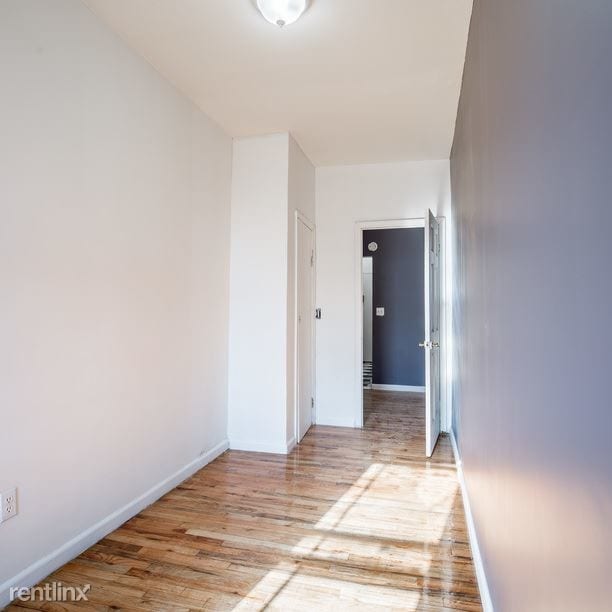 Building Photo - 1596 Pacific St