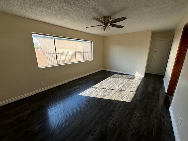 Foto del edificio - 2813 Independence Ave