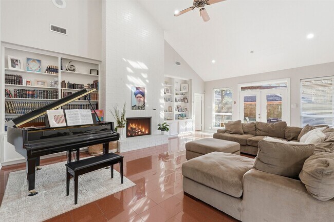 Foto del edificio - 7927 Wolfield Ln