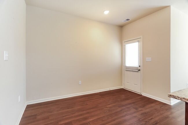 Building Photo - 6310 Rainbow Row