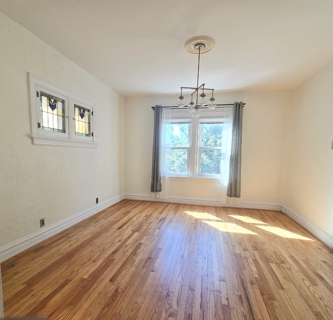 Building Photo - 7744 Gissler Ave