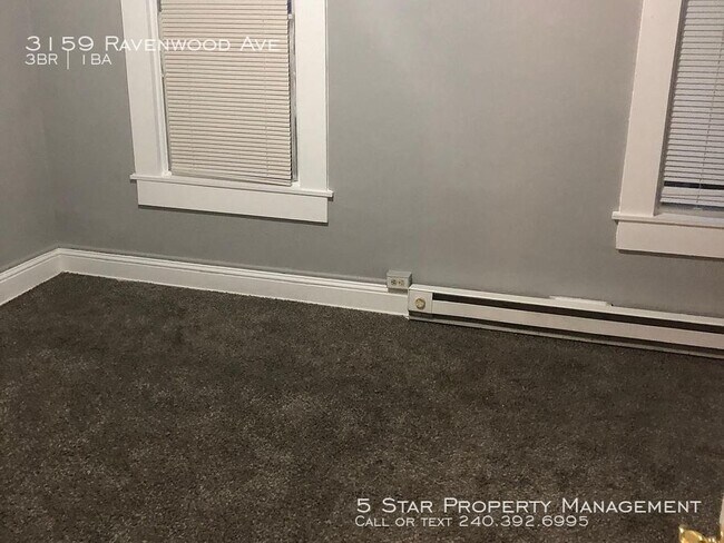 Building Photo - 3159 Ravenwood Ave - 3 beds, 1 full bath