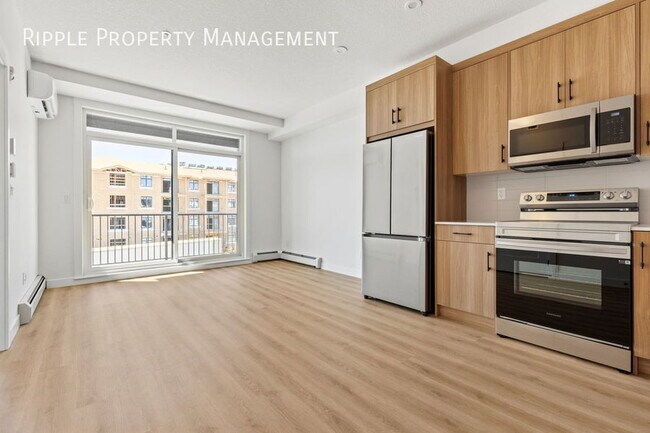 Photo du bâtiment - Modern 2 Beds, 1 Baths Apartment/Condo | 2...