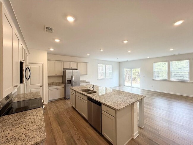 Building Photo - 236 Vision St