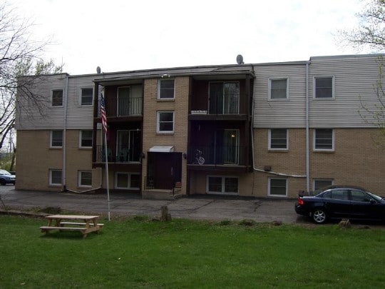 Primary Photo - 3719 Robey Ave