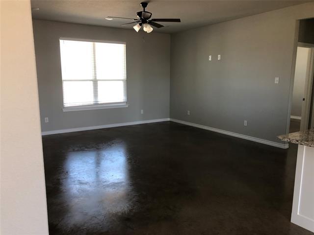 Building Photo - 1028 CR 327