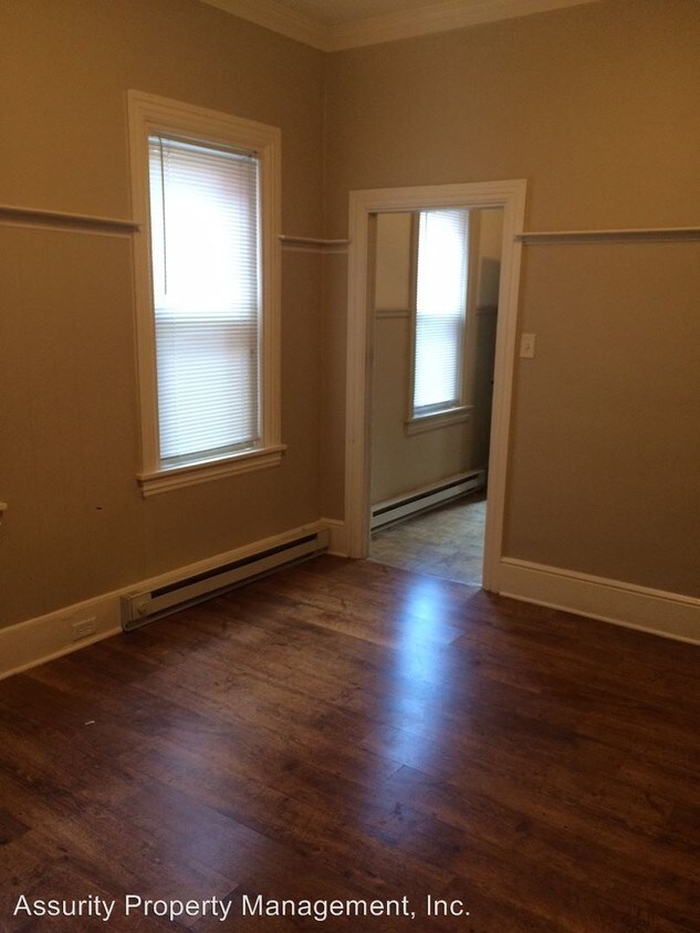 Foto principal - 811 Columbia Ave