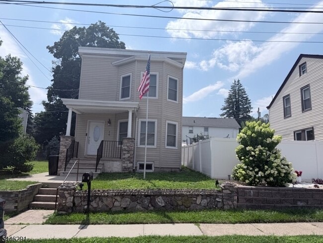 Photo - 76 Mohawk Avenue Apartment