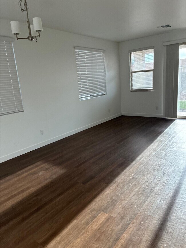 Foto del edificio - 5630 S Daisy Patch Pl