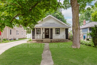 Building Photo - 6222 Kingsley Dr