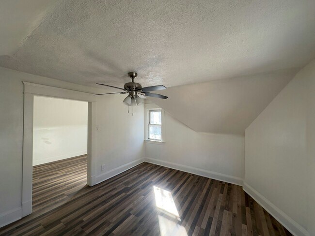 Building Photo - 5121 Dolloff Road