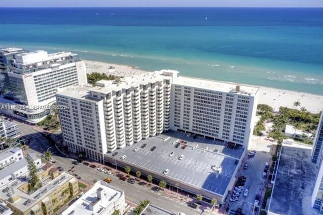 Foto del edificio - 2899 Collins Ave