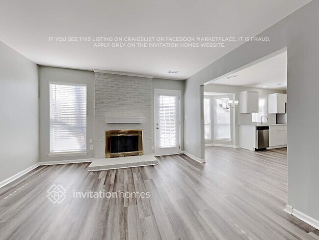 Foto del edificio - 9500 Pondside Ln