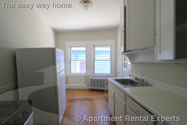Building Photo - 45 Kidder Ave