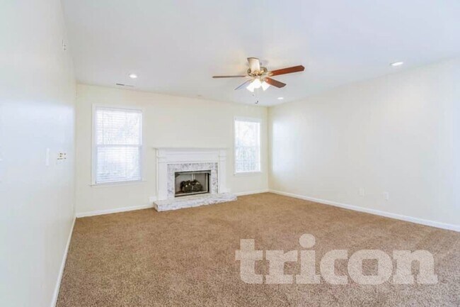 Foto del edificio - 1831 O'Reilly Cir