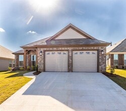 Building Photo - 7119 Birch Creek Trail