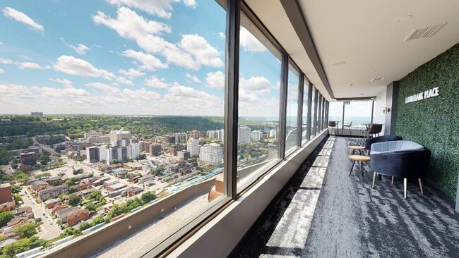 Building Photo - 100 Main