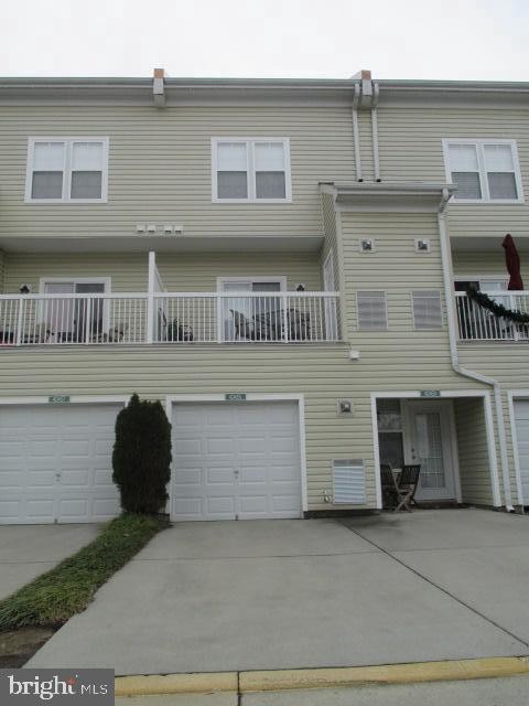 Foto principal - 42455 Rockrose Square