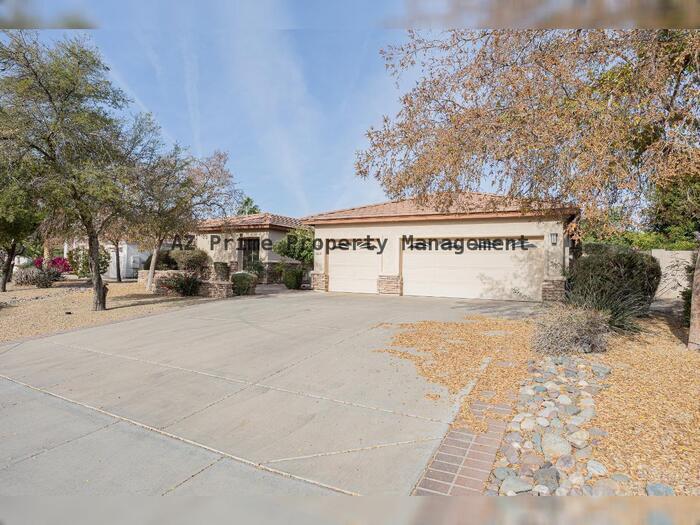 Primary Photo - 14210 W Greentree Dr S