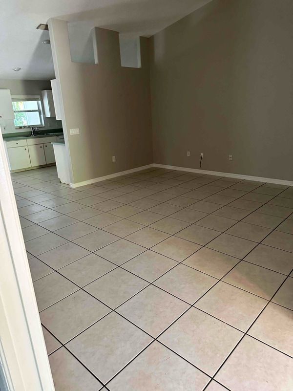 Foto del edificio - 160 Fenimore Ln