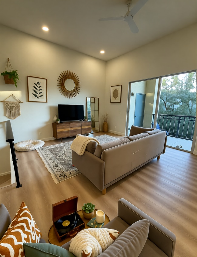 Building Photo - 716 Seagate Dr